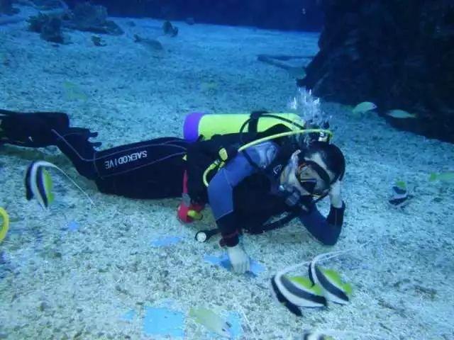 探寻前任和别人在一起了 喝多了说爱我想我 怎么办 我要不要删了 我喜欢她 我舍不得 但是这样两个人难受？，发现知识星球的精彩世界！