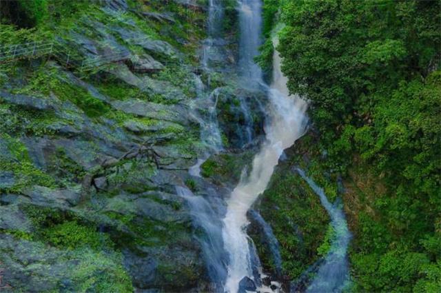 揭秘什么让“埃及艳后“流芳千年,她真的像人们说的那样貌若天仙?